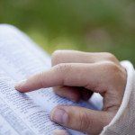 10 популярных «библейских стихов», которых нет в Библии